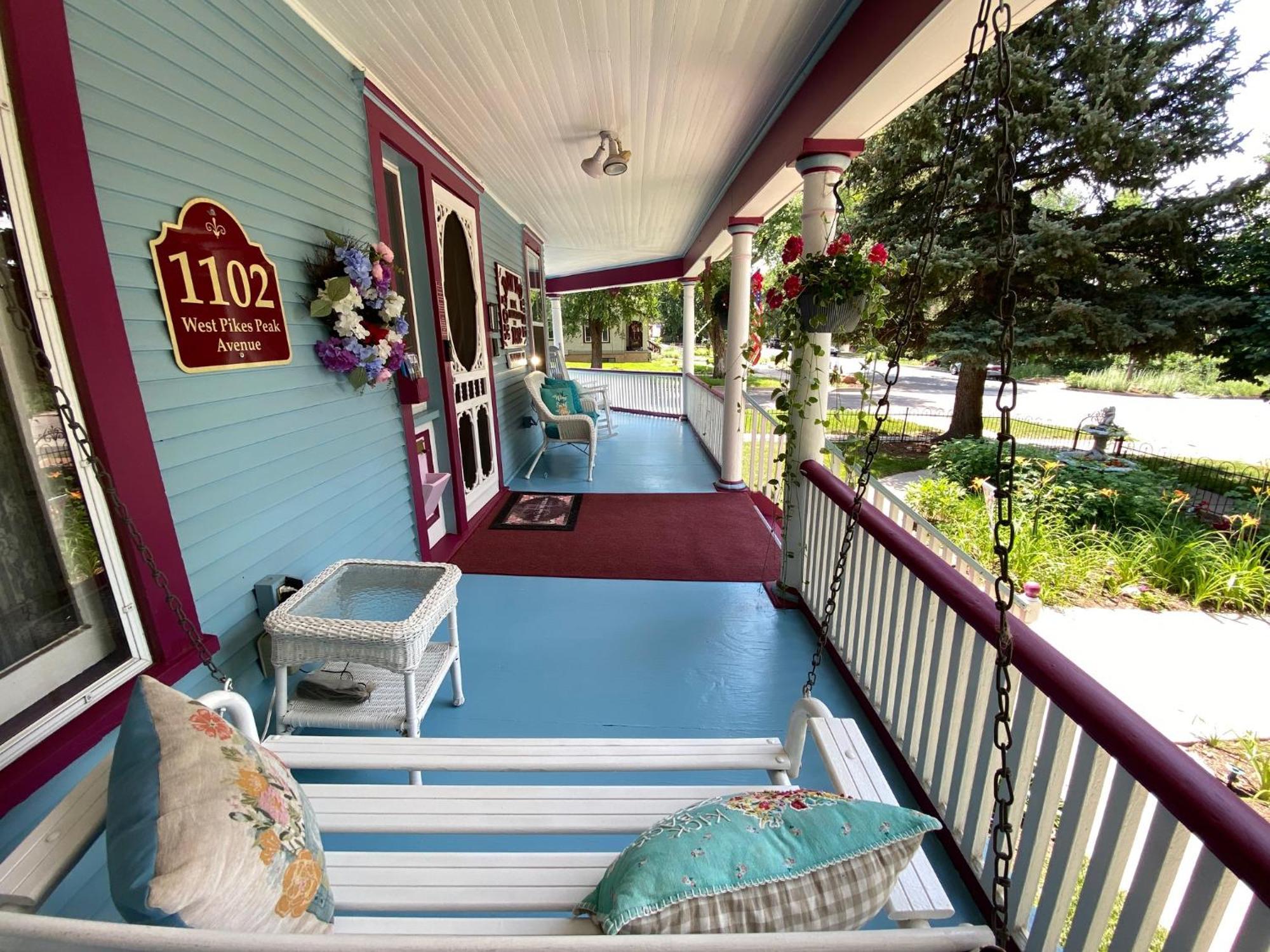 Holden House 1902 Bed & Breakfast Inn Colorado Springs Exterior photo